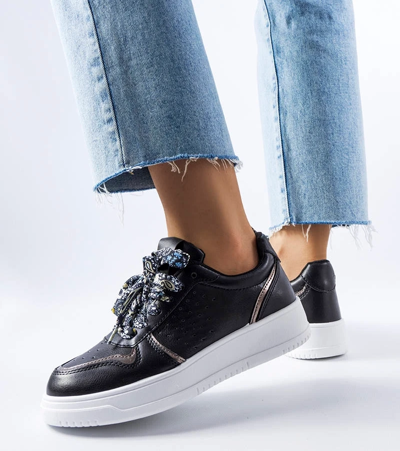 Schwarze Pryor Sneakers mit Band zum Binden