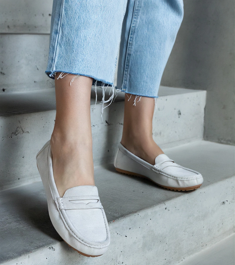 Graue Mokassins aus Öko-Wildleder Cellarengo