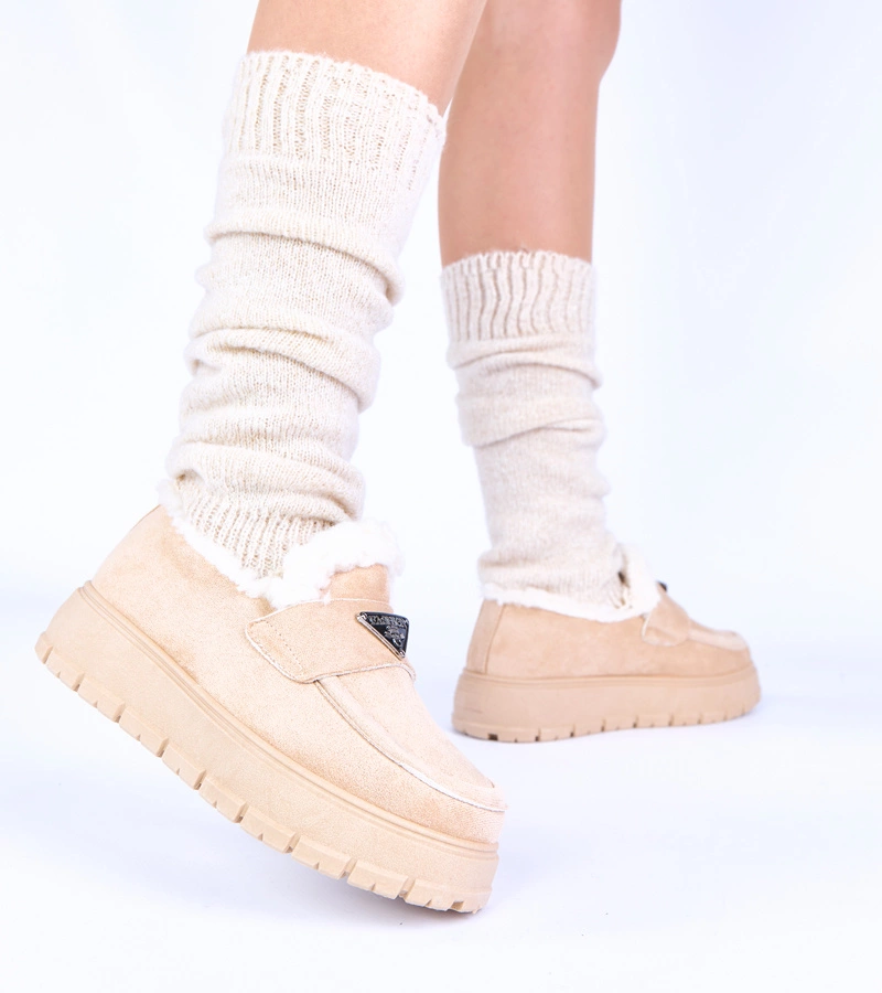 Hellbeige Plateauslipper mit Fellfutter Kirby