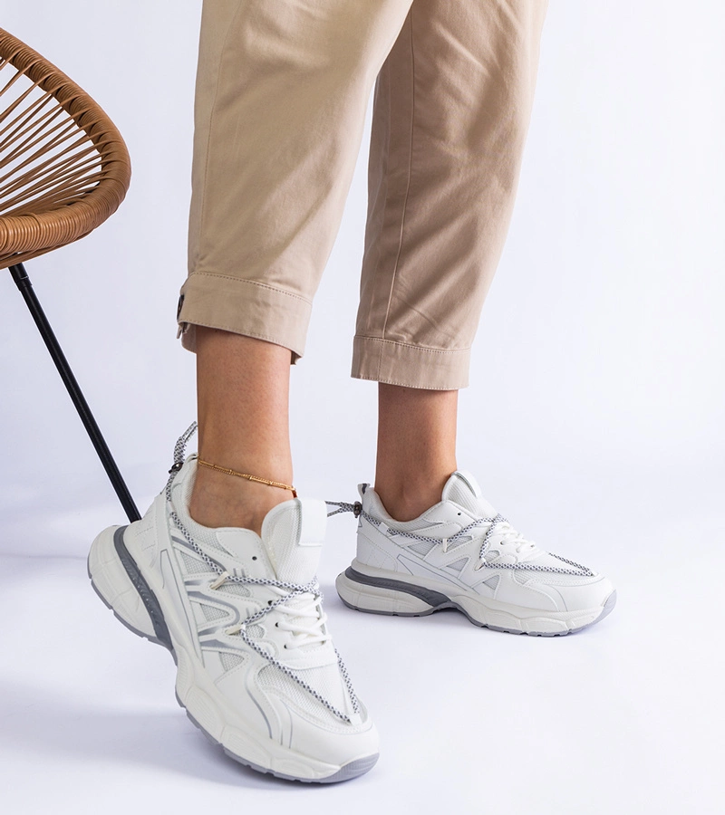 Weiße Damen-Sneaker mit massiver Sohle Colunga