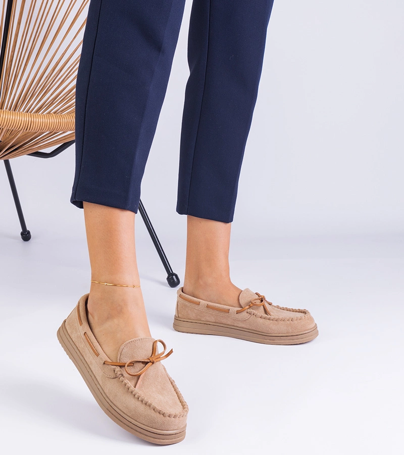 Beige Damenmokassins aus Kunstwildleder mit Schleife Sarina
