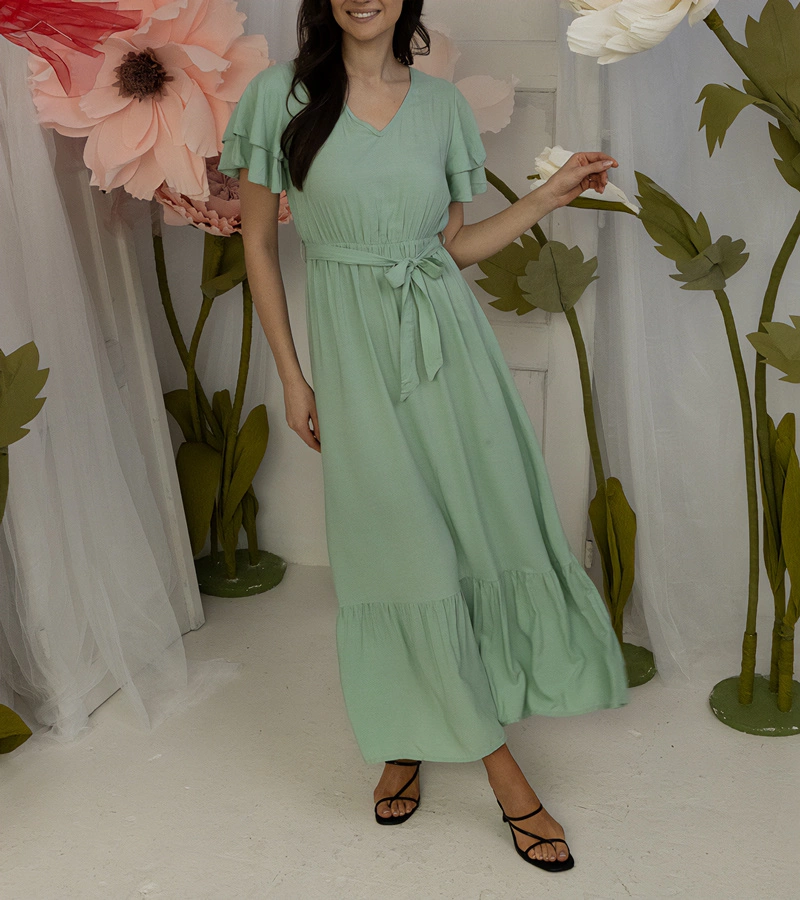 Grünes Maxikleid mit kurzem Ärmel von Akina