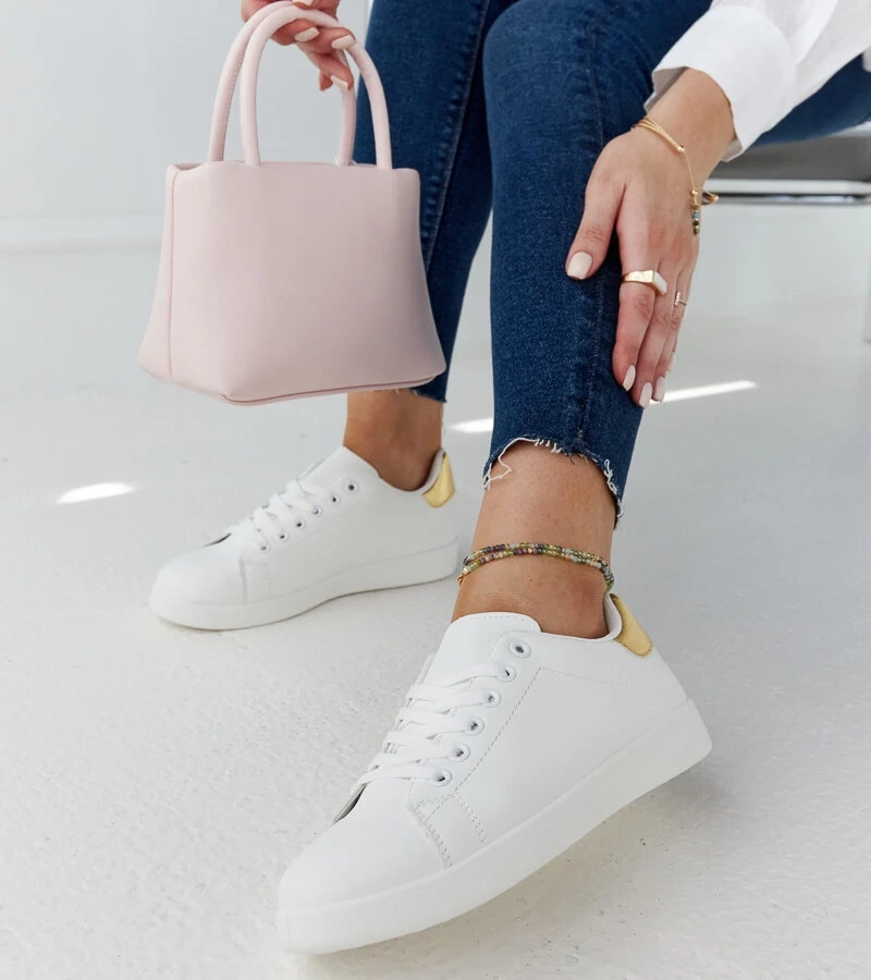 Weiße Birikti Plateau-Sneaker