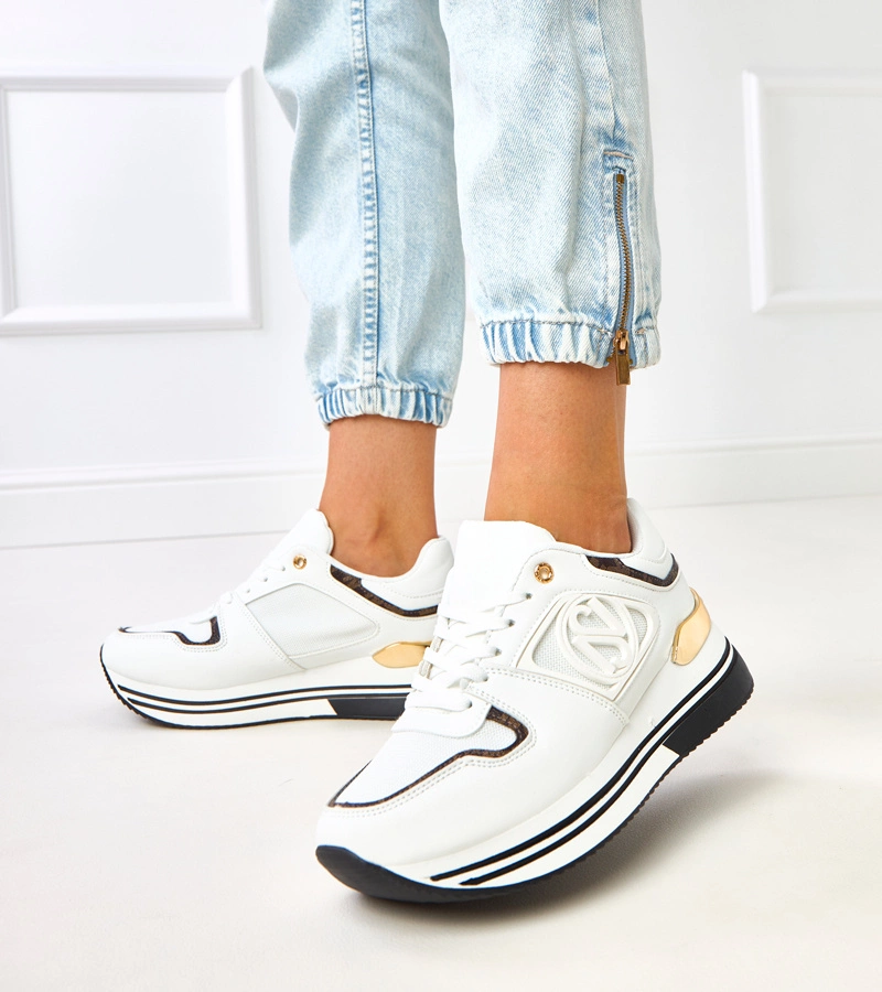 Schwarz-weiße Plateau-Sneaker Matija