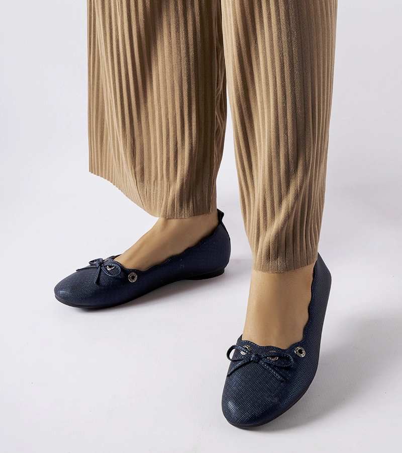 Marineblaue Toft-Ballerinas