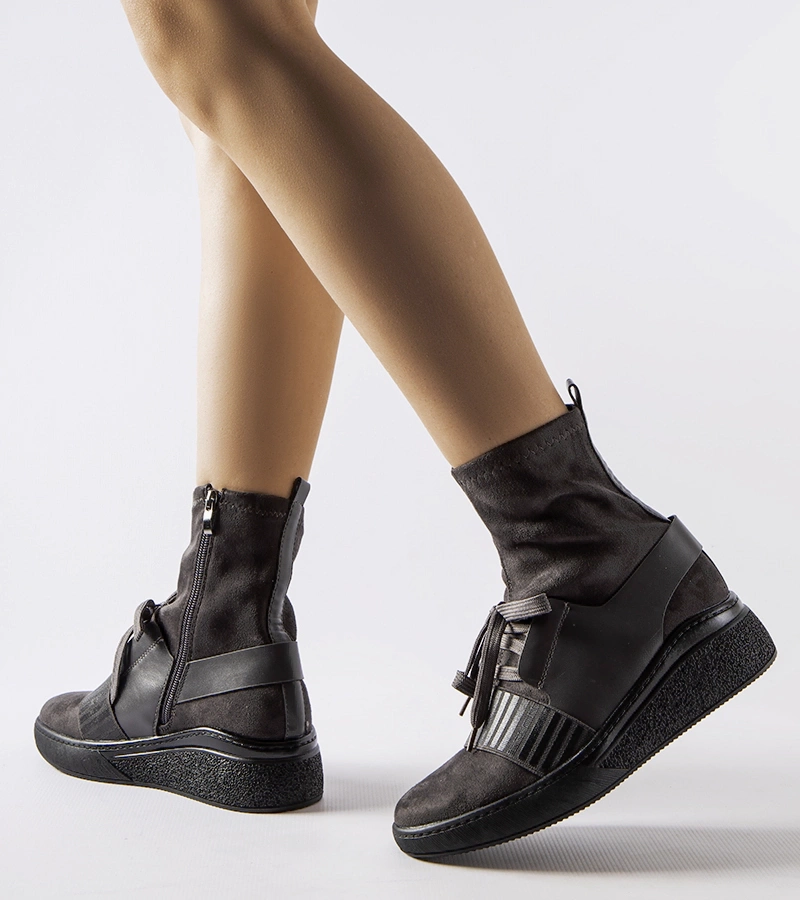 Graue Sockenstiefeletten mit Keilabsatz Spoleto