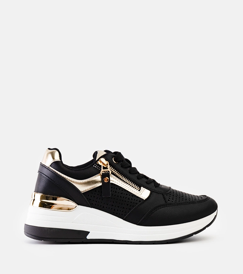 Schwarze durchbrochene Keilabsatz-Sneakers von Danai