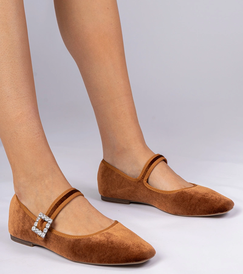 Braune Damen-Velours-Ballerinas mit Schnalle Kvitta
