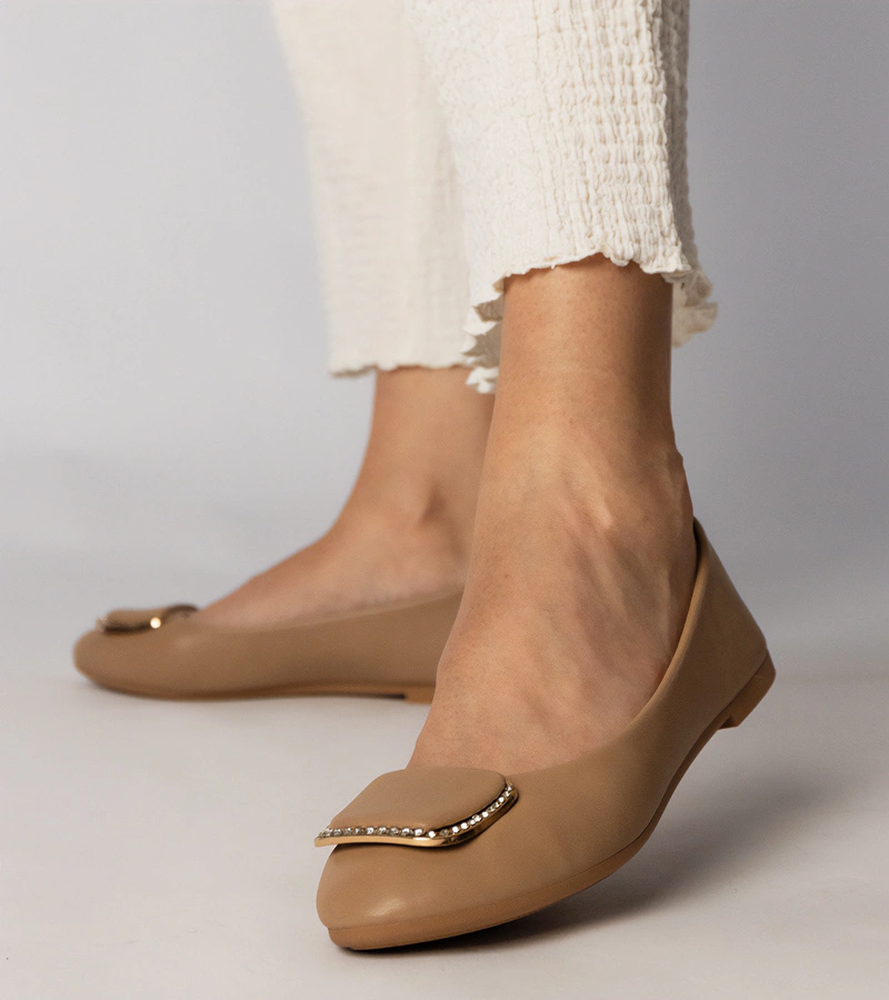 Braune Damen-Ballerinas mit Zirkonien Bejla