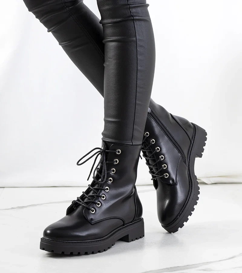 Schwarze Stiefeletten Naporia