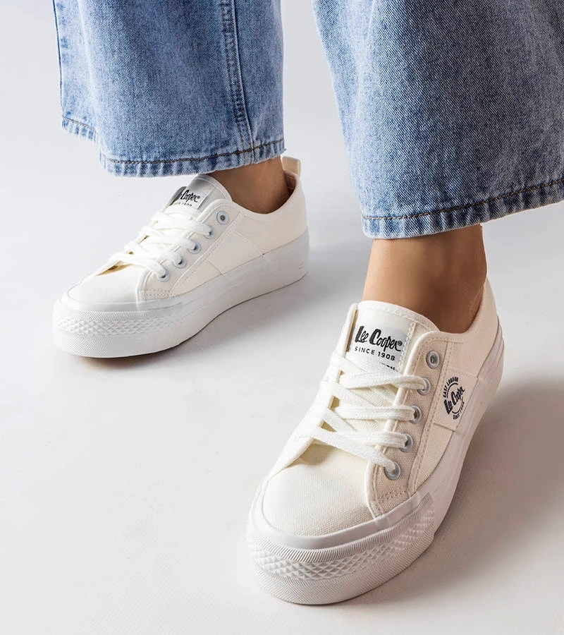 Weiße Sneaker Lee Cooper LCW-22-31-0837L