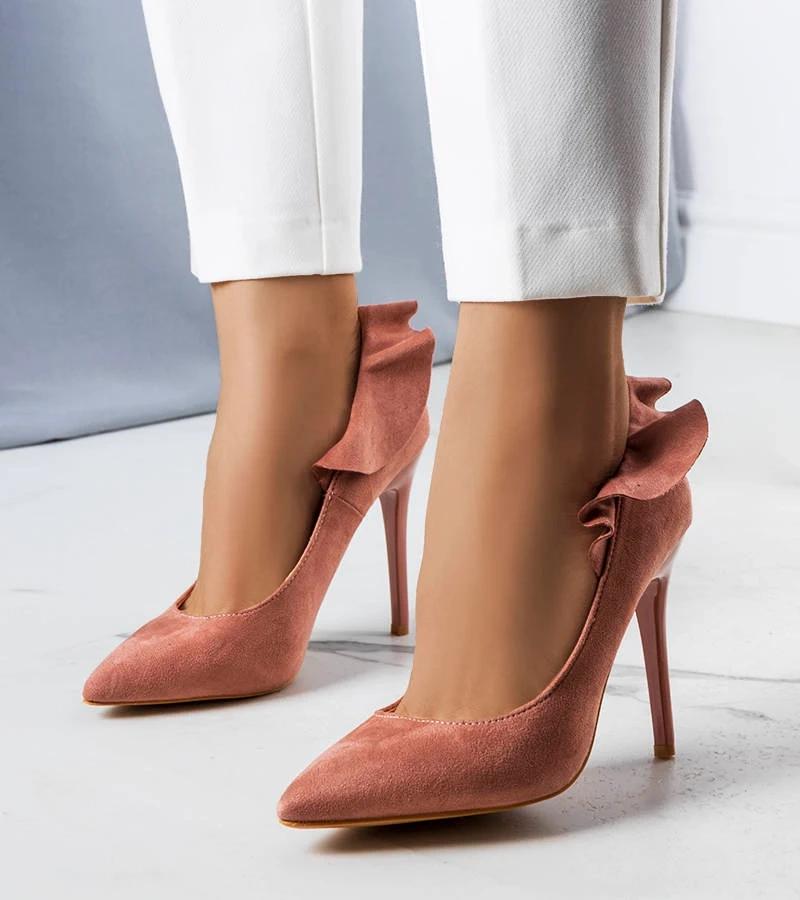 Rosa Pumps mit Rüschen von Jasmis