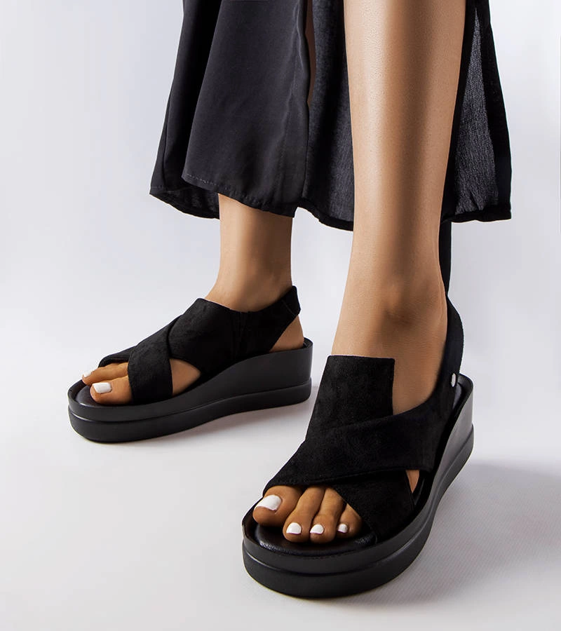 Żółte czółenka na słupku z motywem skóry wężą Dolores